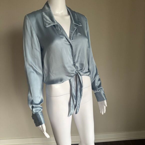 Aritzia Wilfred Peaufiner Satin Tie Front Shirt Light Blue - Picture 4 of 8